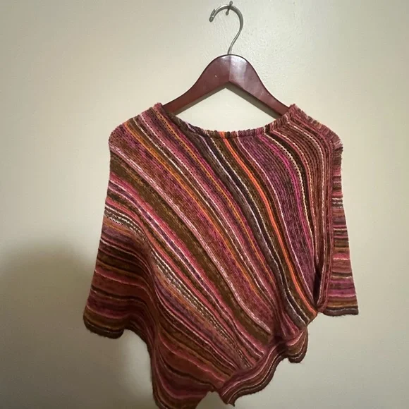 Coco + Carmen Multicolor Knit Poncho in excellent condition - Picture 3 of 3